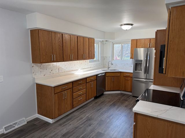 5412 E Stanley Road, Flint, MI 48506