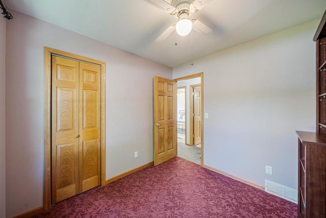 1230 COUNTY RD II, Neenah, WI 54956