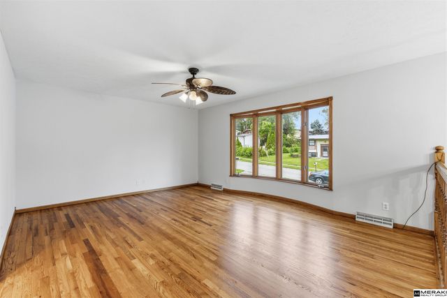 9441 Miami Street, Omaha, NE 68134