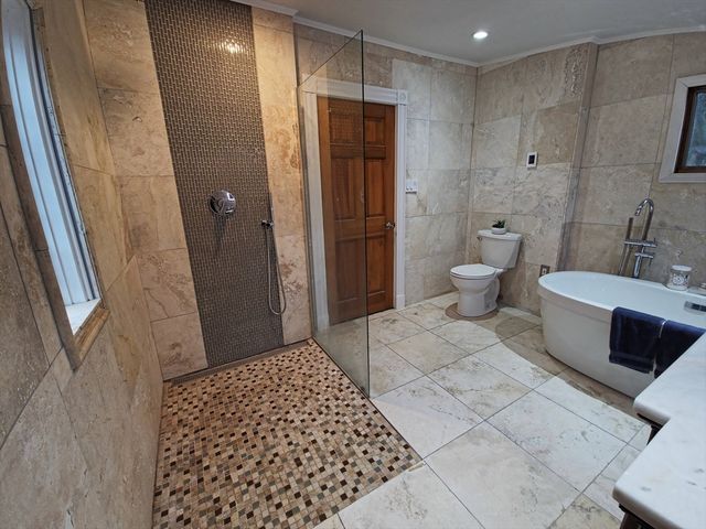 9 Venner Rd, Arlington, MA 02476