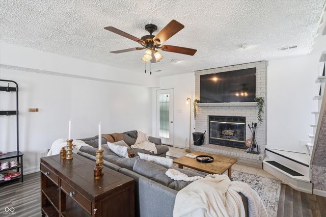 7575 N Form Street, Mccordsville, IN 46055