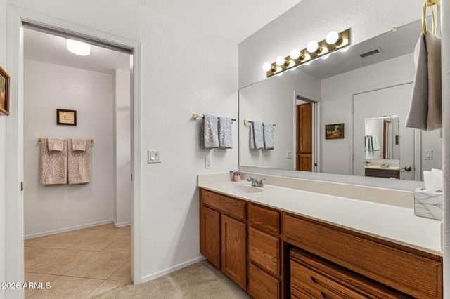 513 W SILVER CREEK Road, Gilbert, AZ 85233