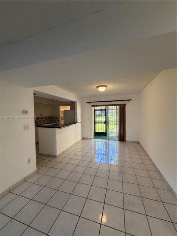 8401 SW 107th Ave 129E, Miami, FL 33173