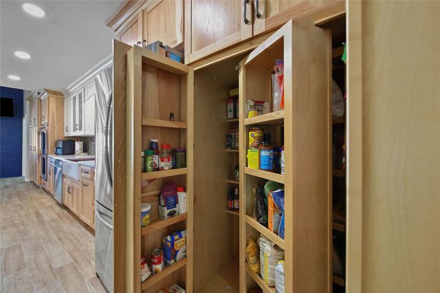 23519 Saxon Way, Hockley, TX 77447