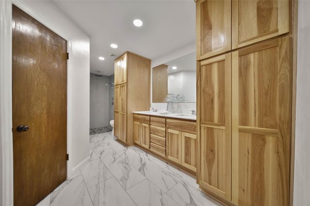 23519 Saxon Way, Hockley, TX 77447