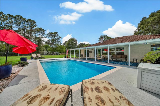 23519 Saxon Way, Hockley, TX 77447