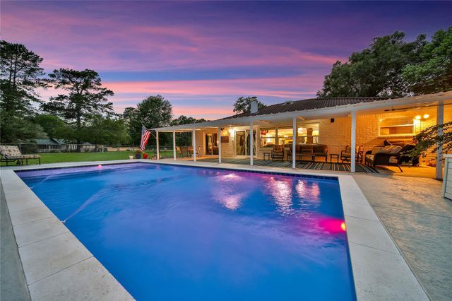 23519 Saxon Way, Hockley, TX 77447