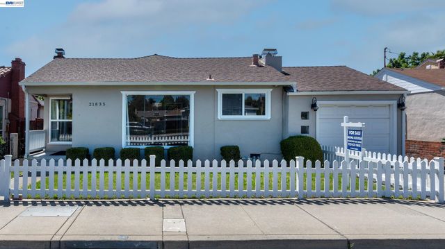 21835 Redwood Rd, Castro Valley, CA 94546