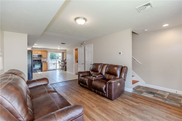 18 Willis Street 18, Cranston, RI 02910