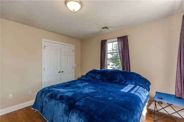 18 Willis Street 18, Cranston, RI 02910