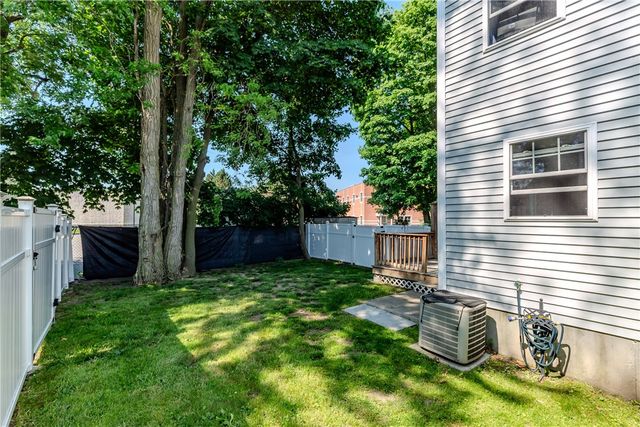 18 Willis Street 18, Cranston, RI 02910