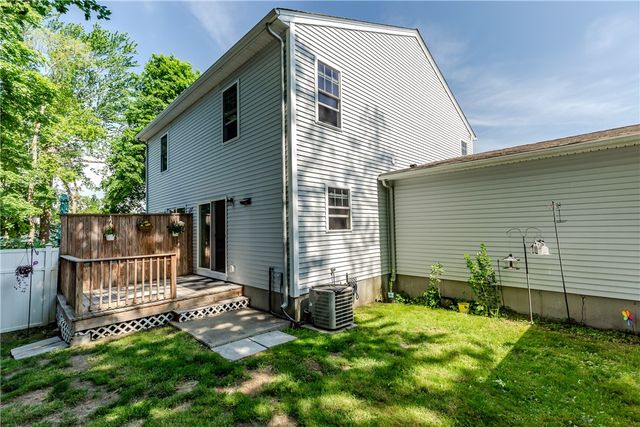 18 Willis Street 18, Cranston, RI 02910