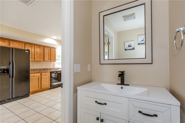 18 Willis Street 18, Cranston, RI 02910