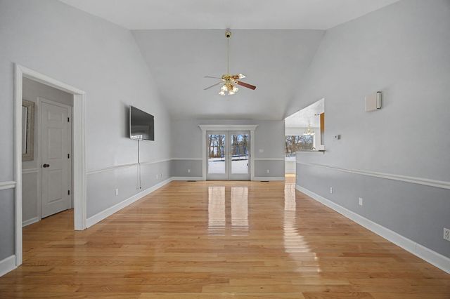 108 Berkley Lane, Frankfort, KY 40601