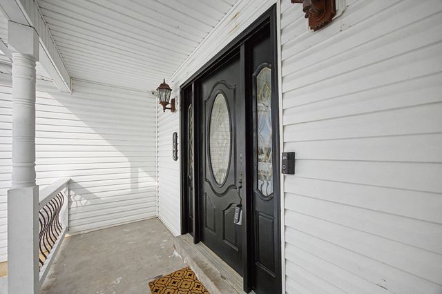 108 Berkley Lane, Frankfort, KY 40601