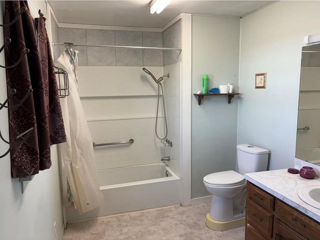 12401 E I-20, Coahoma, TX 79511