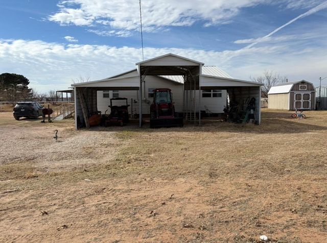 12401 E I-20, Coahoma, TX 79511