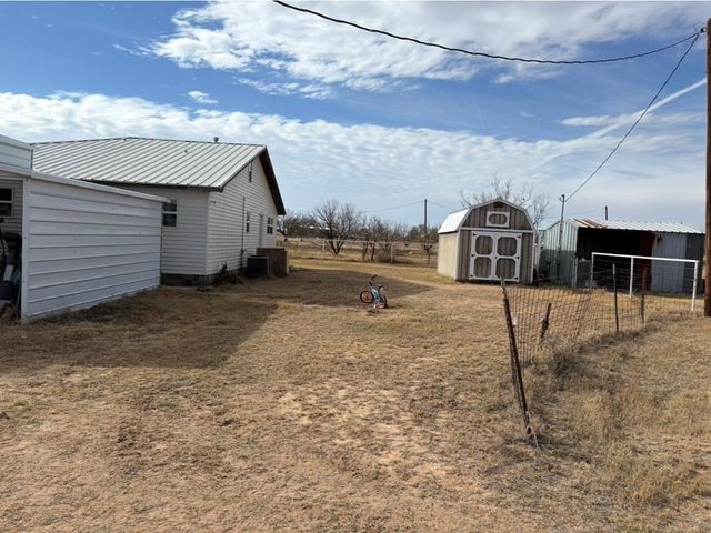 12401 E I-20, Coahoma, TX 79511