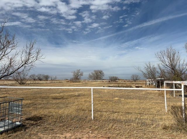 12401 E I-20, Coahoma, TX 79511