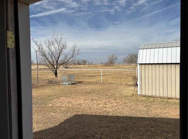 12401 E I-20, Coahoma, TX 79511