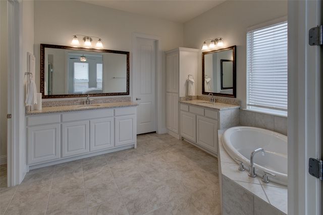 4031 Yellow Jasmine Lane, Heath, TX 75126