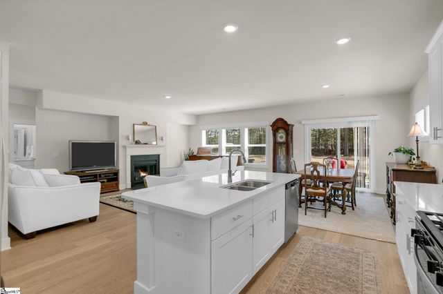 208 Veracruz Court, Greenville, SC 29605