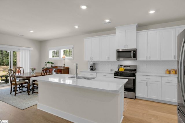 208 Veracruz Court, Greenville, SC 29605