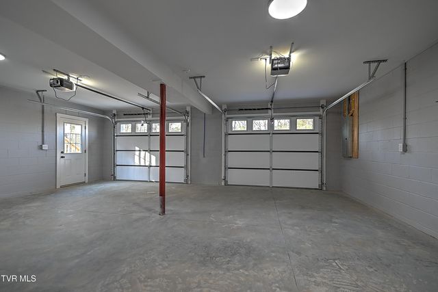 6055 Newport Highway, Greeneville, TN 37743