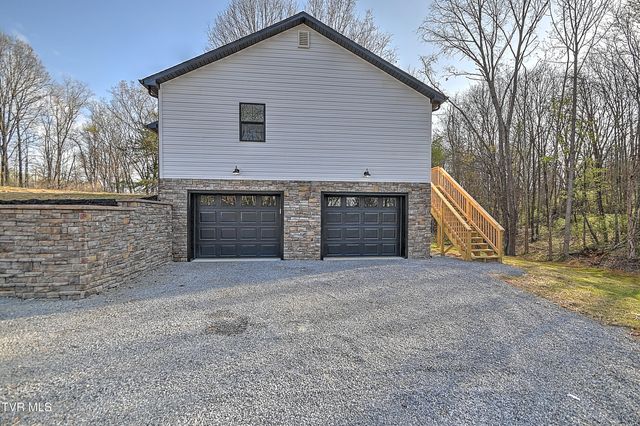 6055 Newport Highway, Greeneville, TN 37743