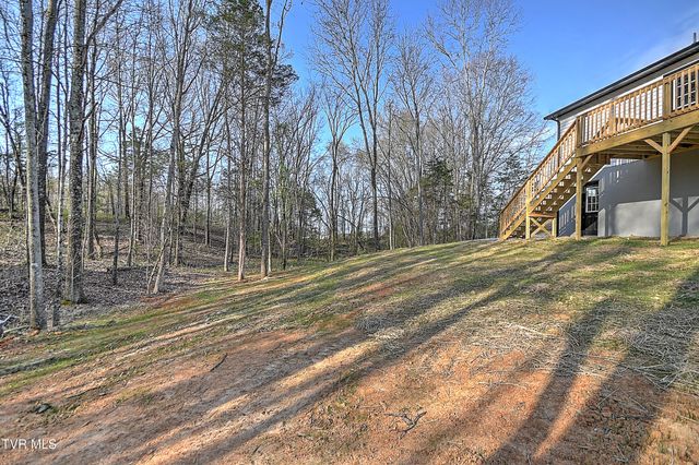 6055 Newport Highway, Greeneville, TN 37743