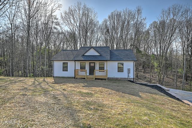 6055 Newport Highway, Greeneville, TN 37743