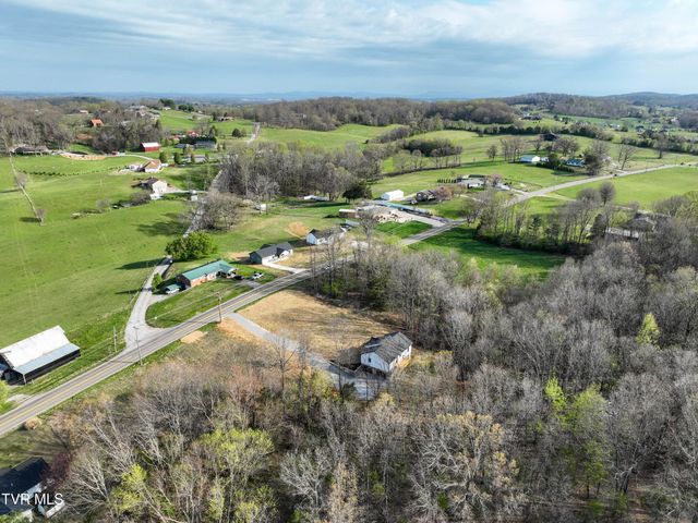 6055 Newport Highway, Greeneville, TN 37743