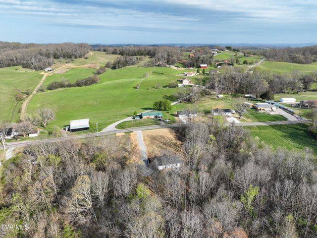 6055 Newport Highway, Greeneville, TN 37743