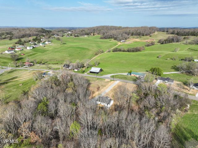 6055 Newport Highway, Greeneville, TN 37743