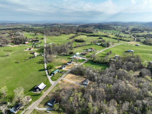 6055 Newport Highway, Greeneville, TN 37743