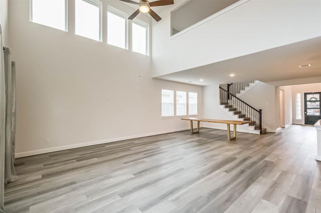 340 Cavil Barrier Lane, La Porte, TX 77571
