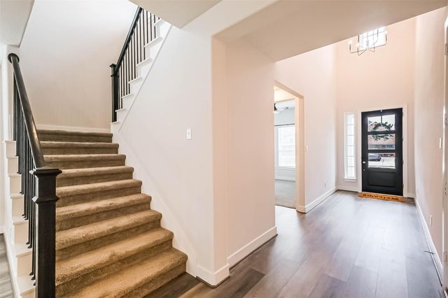 340 Cavil Barrier Lane, La Porte, TX 77571