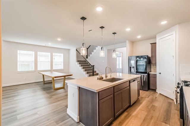 340 Cavil Barrier Lane, La Porte, TX 77571