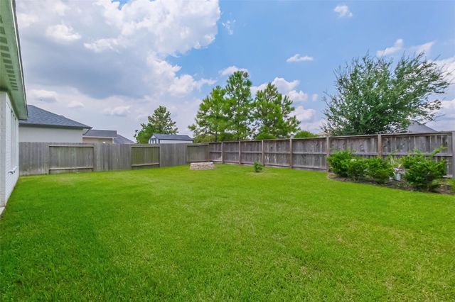 340 Cavil Barrier Lane, La Porte, TX 77571