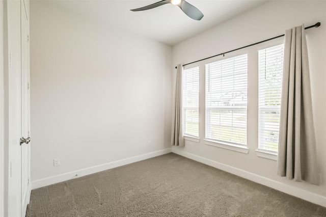340 Cavil Barrier Lane, La Porte, TX 77571