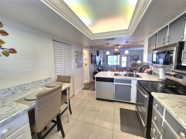 107 WINDWARD PLACE 107, Oldsmar, FL 34677
