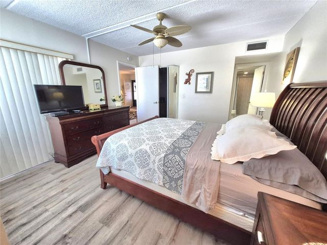 107 WINDWARD PLACE 107, Oldsmar, FL 34677