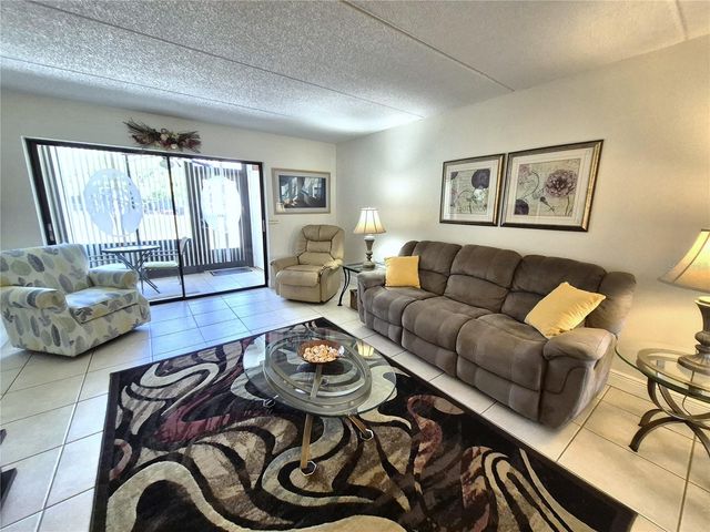 107 WINDWARD PLACE 107, Oldsmar, FL 34677