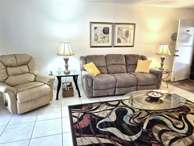 107 WINDWARD PLACE 107, Oldsmar, FL 34677