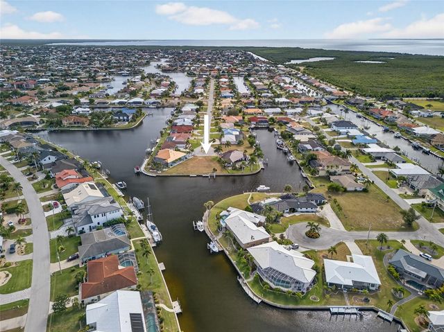 100 BAYSHORE COURT, Punta Gorda, FL 33950