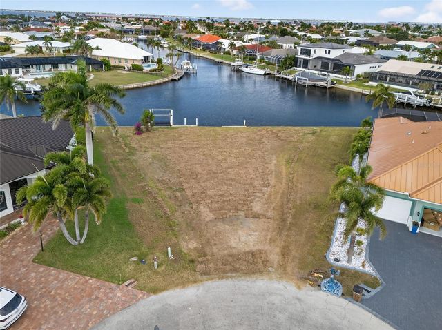 100 BAYSHORE COURT, Punta Gorda, FL 33950