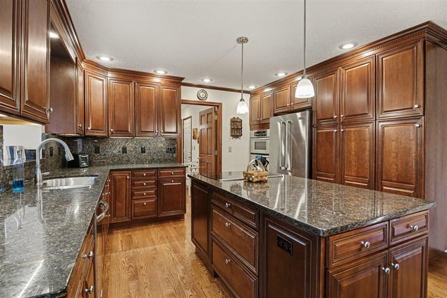 2616 Oakbrook Drive, Saint Joseph, MI 49085