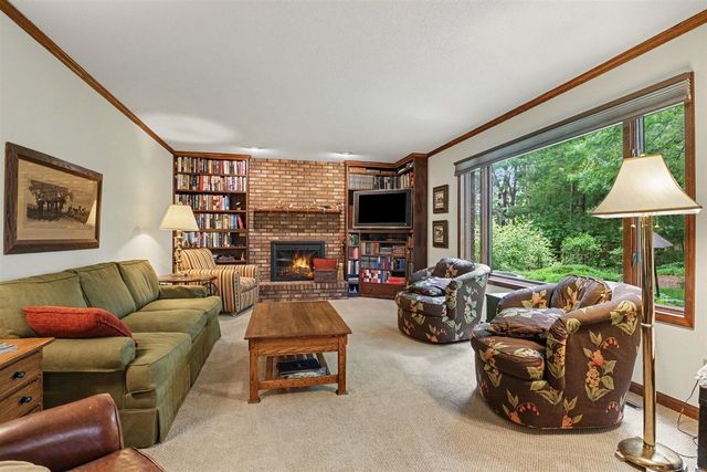 2616 Oakbrook Drive, Saint Joseph, MI 49085