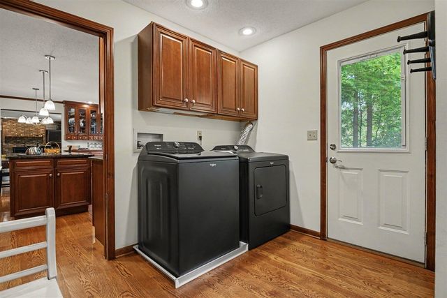 2616 Oakbrook Drive, Saint Joseph, MI 49085