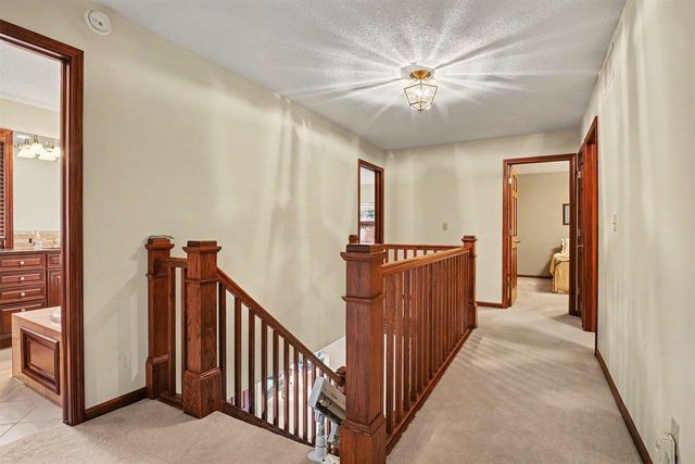 2616 Oakbrook Drive, Saint Joseph, MI 49085